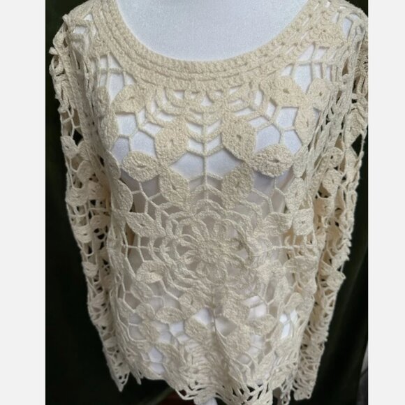 Luxurious Beige Lace Sweater Knitted Blouse Knitted Crop Top With Unique Flora - Picture 2 of 8